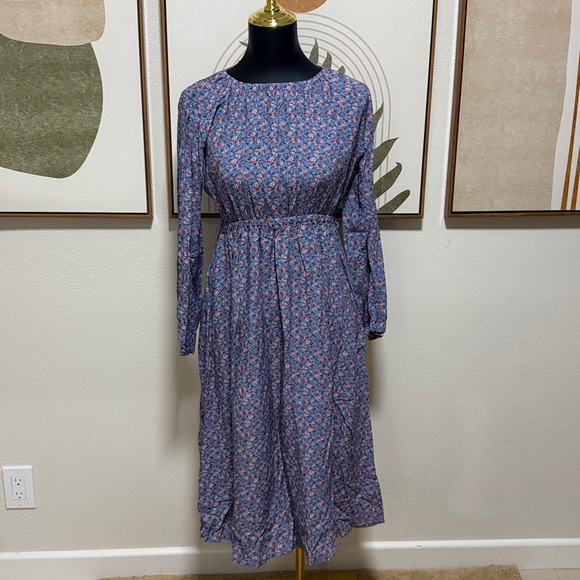 la beca Other - 3/$10 La Beca Girls Blue and Pink Floral Long Sleeve Midi Dress